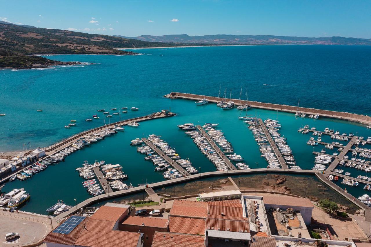 Rocce Rosse Sardinia Aparthotel Isola Rossa Bagian luar foto