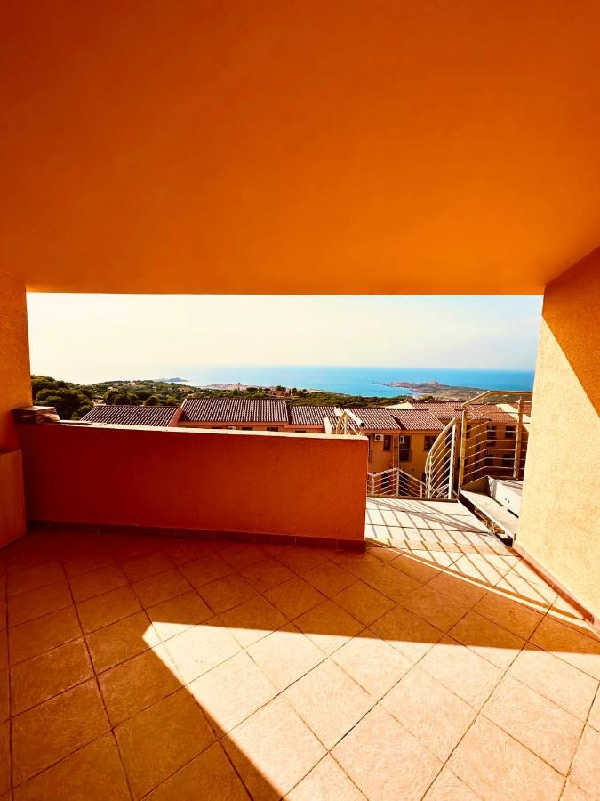 Rocce Rosse Sardinia Aparthotel Isola Rossa Bagian luar foto