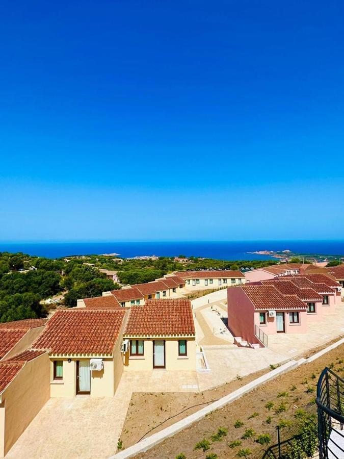 Rocce Rosse Sardinia Aparthotel Isola Rossa Bagian luar foto